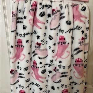 Viral Sold Out Juicy Couture Pink Princess Print Throw Blanket